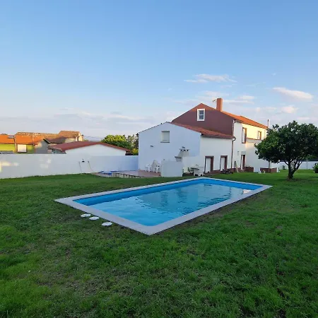 Carneira Pobra Do Caraminal